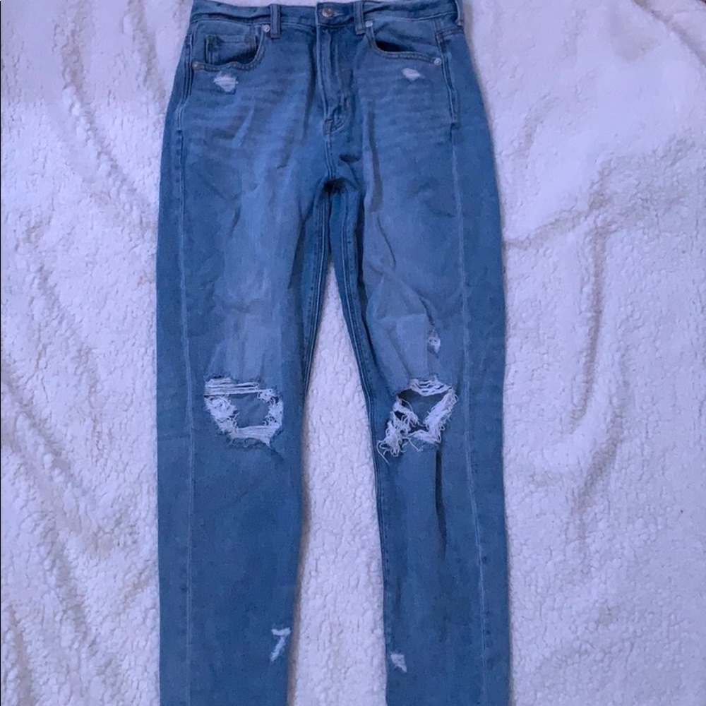 American Eagle Mom Jeans